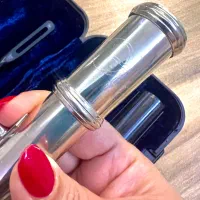 فلوت کلید دار تمیز و سالم