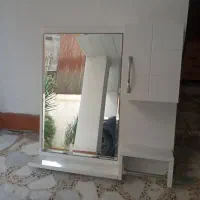 آینه روشویی