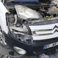 شفافسازی و بازسازی تخصصی انواع چراغ خودرو|خدمات موتور و ماشین|ارومیه, |دیوار
