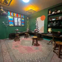 کار در کافه