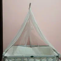 تخت نوزادکنارمادر