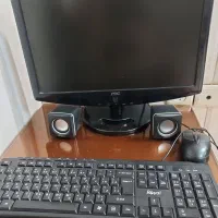 مانیتور و کیبورد
