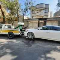 یدک کش جرثقیل خوردو بر کفی خورو سوار امداد خودرو