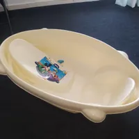 تشت حمام بچه