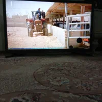 یه تلویزیون ۳۲ ال ی دی سامسونگ