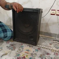 یک عدد اکو باند