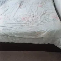 تخت دو نفره بهمراه تشک