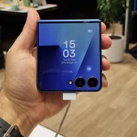 سامسونگ GALAXY Z FLIP 7 با گارانتی شرکتی|موبایل|تهران, زعفرانیه|دیوار