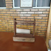 استند چوبی