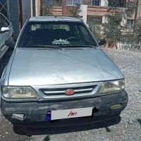 پراید نقره‌ای مدل ۸۵