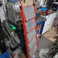 نردبان ۵ پله|ابزارآلات|نسیم‌شهر, |دیوار