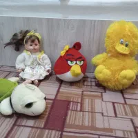 عروسک دخترانه درحد نو|اسباب‌‌بازی|مشهد, موسوی قوچانی|دیوار