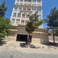 آپارتمان نوساز ۱۹۰ متری