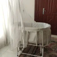 گهواره برقی غیر موزیکال ریموتی پشه بند نوزاد|تخت و صندلی بچه|مشهد, کوه سنگی|دیوار