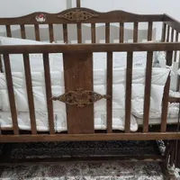 گهواره چوب راش و گهواره طراحی شوده به سبک سنتی|تخت و صندلی بچه|مهاباد (آذربایجان غربی), |دیوار