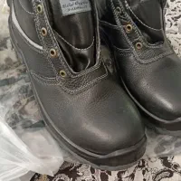 دو جفت کفش ایمنی آک