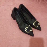 کفش مجلسی|کیف، کفش، کمربند|قم, امامزاده ابراهیم|دیوار