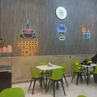 نیروی ماهر و نیمه ماهر برای آبمیوه بستنی