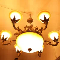 لوستر سلطنتی|لوستر و چراغ آویز|قم, حنیف نژاد|دیوار