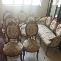 مبل و بوفه و لوستر و یسری وسایل خونه