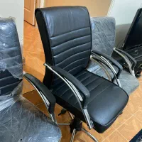 صندلی چرخدار اداری مدیریتی درحد نو