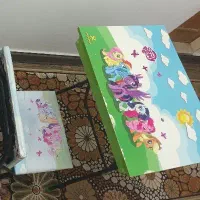 میز و صندلی کودکانه|میز تحریر و کامپیوتر|رشت, گلباغ نماز|دیوار