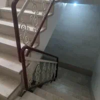 طبقه-دوم-روی-پارکینگ-میباشد-پله-خور-اجاره