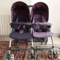 کالسکه دوقلو جنس خارجی در حد نو تخفیف کمی داره