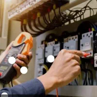 استخدام برقکار صنعتی حرفه ای