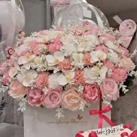 سبد گل مصنوعی نوزاد دختر