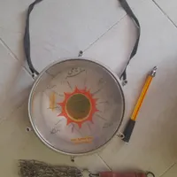 طبل وزنجیر مناسب بچه ها|درام و پرکاشن|سبزوار, کاشفی شمالی (دادگستری)|دیوار
