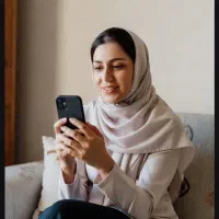بانوی گرامی در منزل مسقل شو