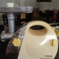 چرخ گوشتی باضمانت کارکردن