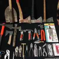 لوازم کوهنوردی چاقو تبر انبردست چندکاره جیپ امریکا