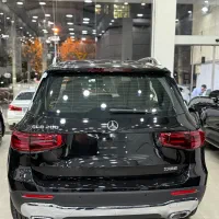 Mercedes Benz glb200 2025