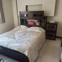 سرویس خواب دو نفره همراه با میز آرایش و کنار تختی|تخت و سرویس خواب|اصفهان, مهدی آباد|دیوار