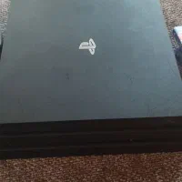 ps4 pro +3 دست+۳ باز