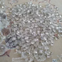گوی و دانه کریستال اصل|لوستر و چراغ آویز|پردیس, فاز ۵|دیوار