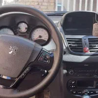 207tu5مشکی کم کار مدل ۹۹|خودرو سواری و وانت|شیراز, شهرک قمشه|دیوار