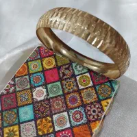 النگو گوشواره|بدلیجات|رشت, عینک|دیوار