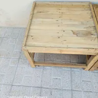 دو عدد کرسی چوبی|صندلی و نیمکت|خوانسار, |دیوار