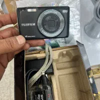 دوربین عکاسی fujiمدل Jx550
