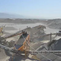 استخدام اپراتور و فنی سنگ شکن