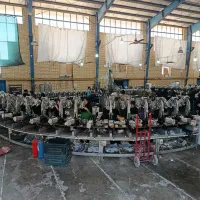 نیروی کار کارخانه تولید صندل