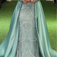 لباس مجلسی پوشیده