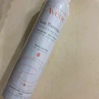 اسپری آب اون و مرطوب کننده کلینیک مناسب میکاپ کارا