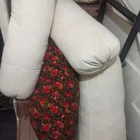 چهار عدد بالش دوتا پر دوتا کاموا قیمت همه ۱۳۰۰