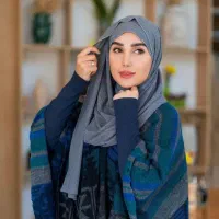 کار اینترنتی با گوشی در خانه