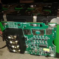بازسازی پک باتری دریل 12v 14.4v (نیکل و لیتیوم)|عمدهفروشی|تهران, فاطمی|دیوار