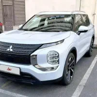 میتسو بیشی اوتلندر اچ تک دف سفید ۲۰۲۳